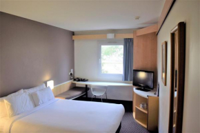 ibis Thornleigh